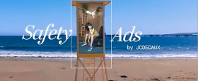 Cette image illustre le bench publicitaire estival, proposé par ADFORUM pour les lecteurs du site PITCHVILLE